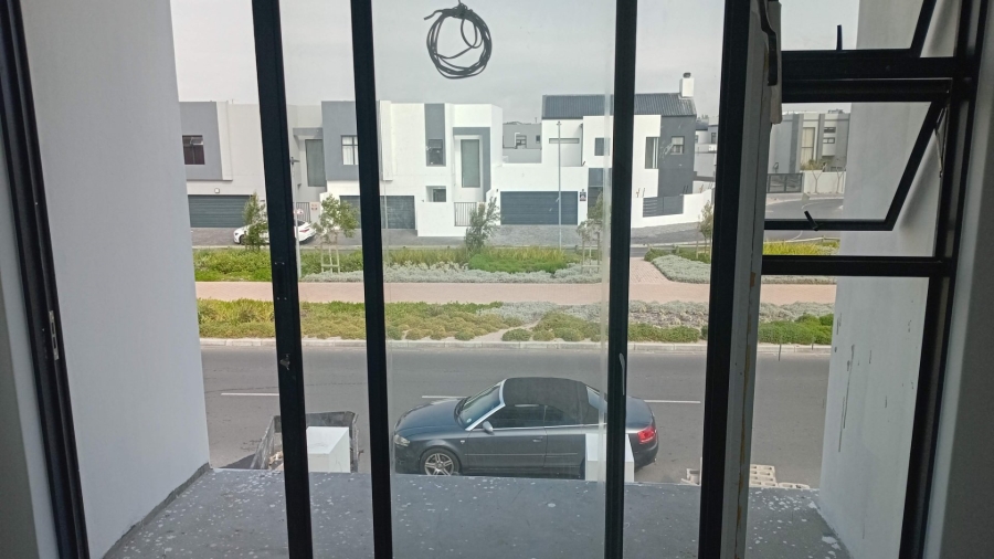 5 Bedroom Property for Sale in Sandown Western Cape